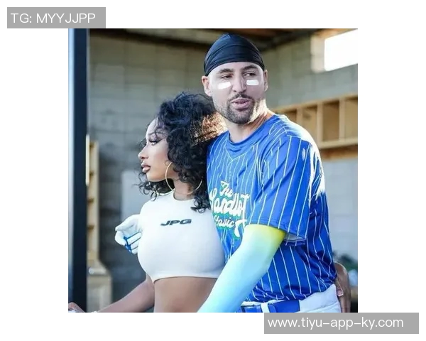 马冬梅赛后惊艳身材引发热议向克莱喊话你听见我的尖叫了吗