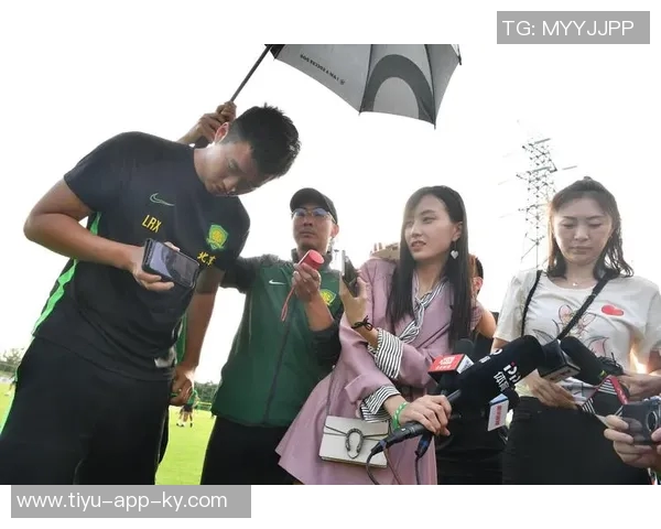 记者解读国安准入问题个别资料延误但很快补齐