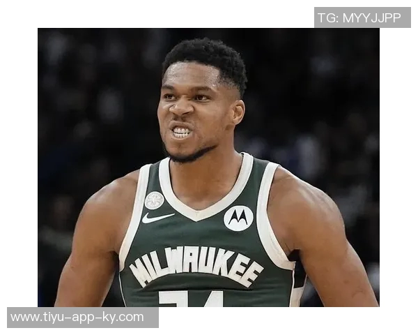 字母哥创纪录26次以75命中率得分30超越约基奇成为现役第一 字母哥创纪录26次以75命中率得分30超越约基奇成为现役第一