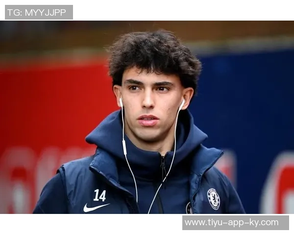 菲利克斯头球破门助利雅得胜利领先对手一球展现自信风采 菲利克斯头球破门助利雅得胜利领先对手一球展现自信风采