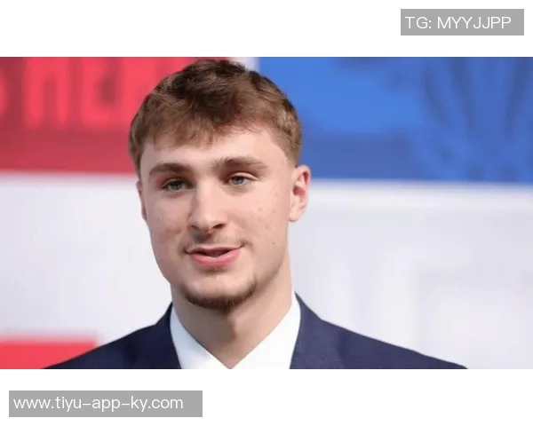 状元弗拉格表现不佳12投仅3中仅得10分7篮板6助攻2抢断1盖帽令人失望 状元弗拉格表现不佳12投仅3中仅得10分7篮板6助攻2抢断1盖帽令人失望